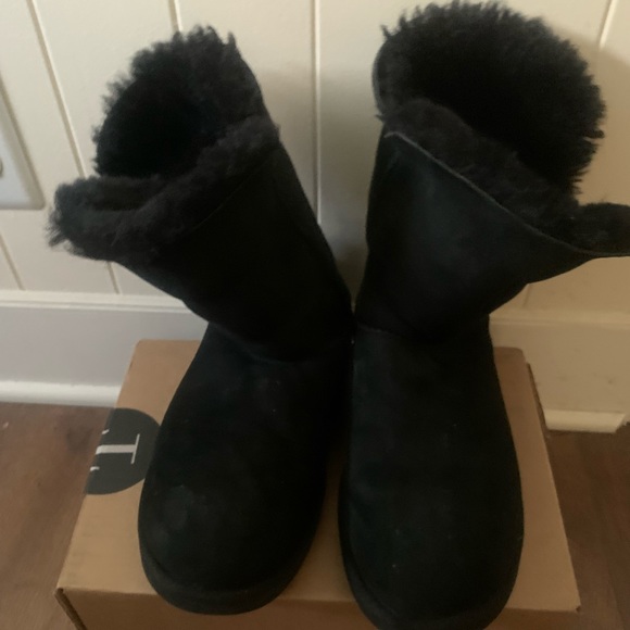 UGG Shoes - UGG Boots 🥾